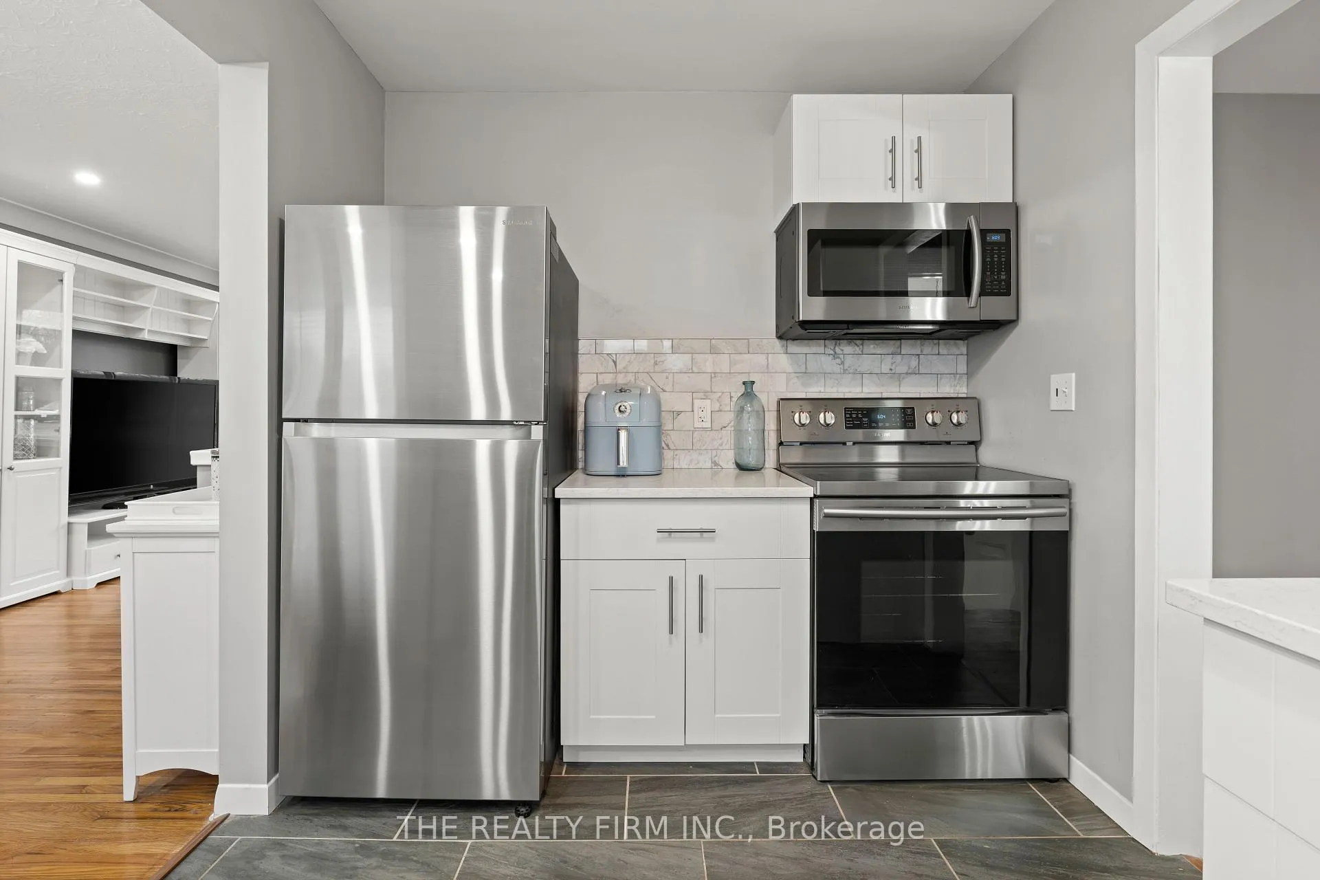 Photo 14 of 5 Montcalm Street N, St. Thomas — HOMEH