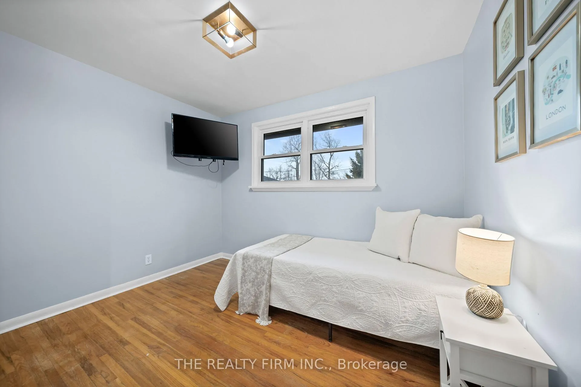 Photo 18 of 5 Montcalm Street N, St. Thomas — HOMEH