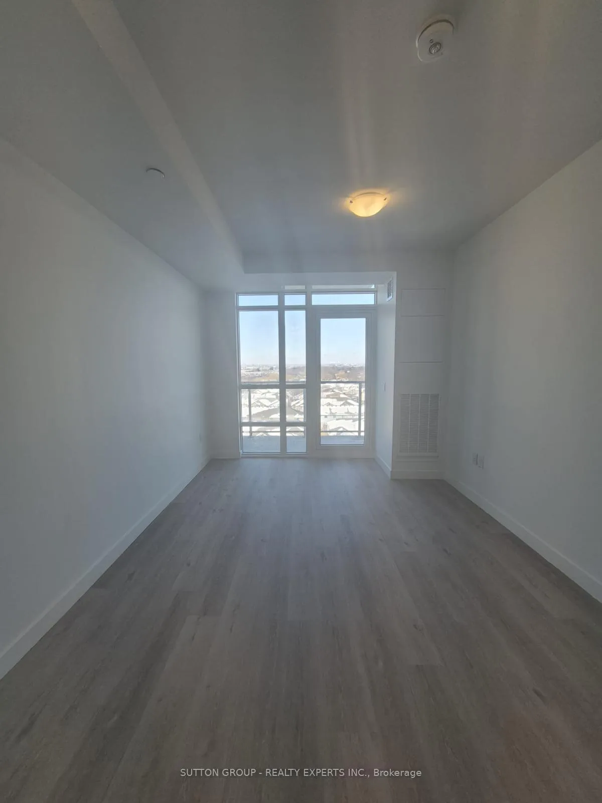 Photo 5 of Unit 804, 461 Green Road, Hamilton, Lakeshore — HOMEH