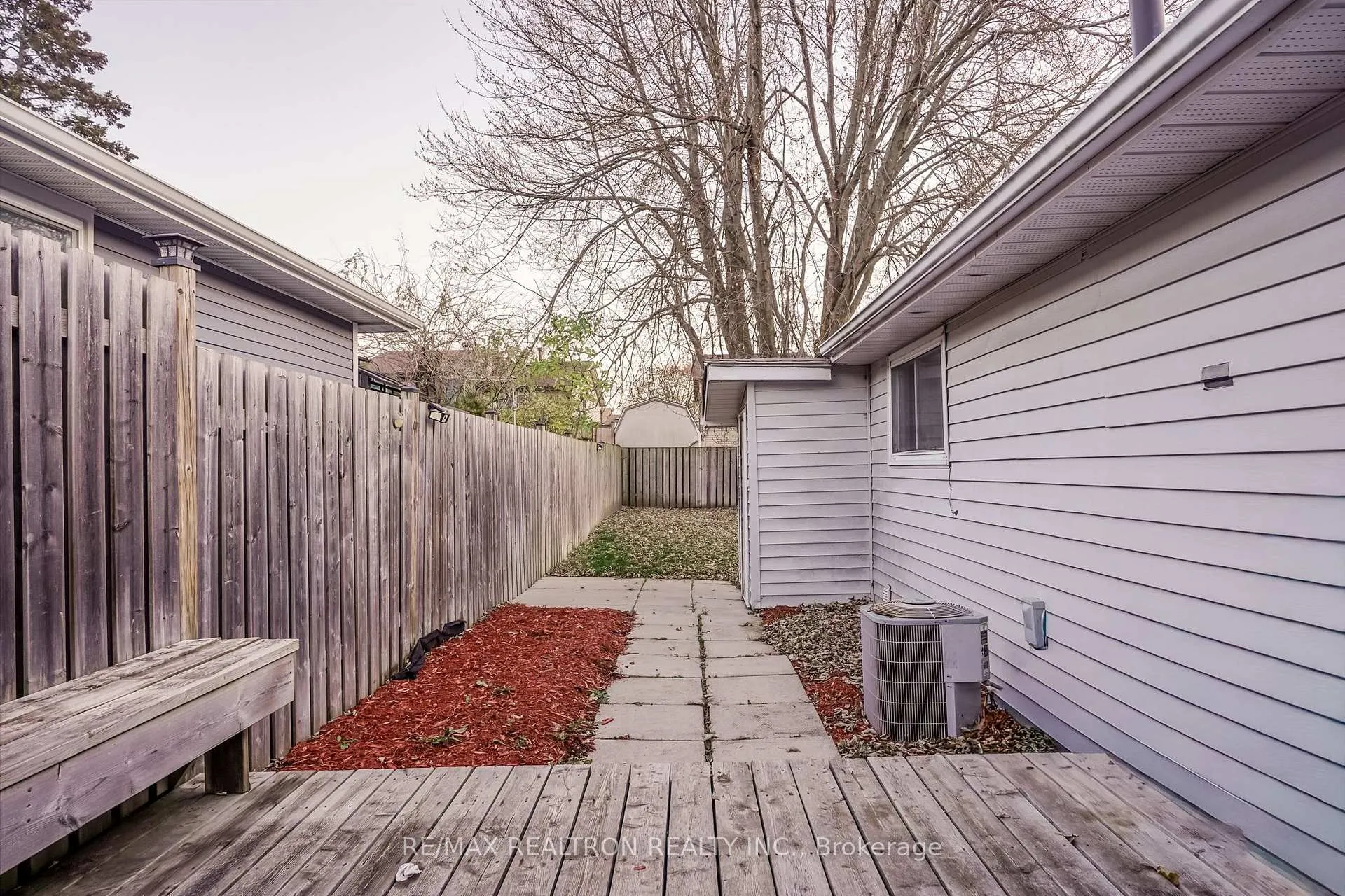 Photo 4 of Unit Bsmt, 1153 Norman Crescent, Oshawa, Donevan — HOMEH