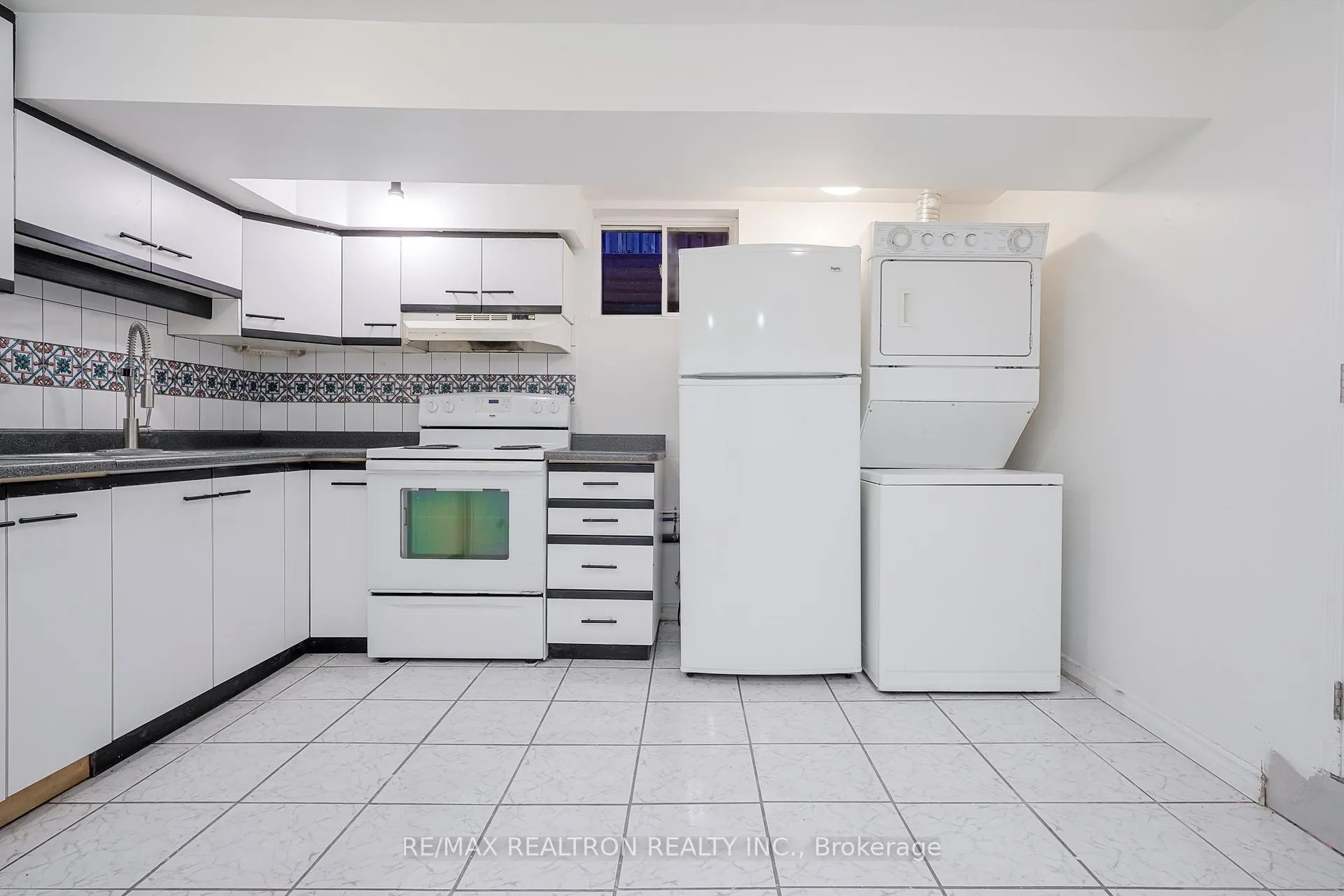 Photo 13 of Unit Bsmt, 1153 Norman Crescent, Oshawa, Donevan — HOMEH
