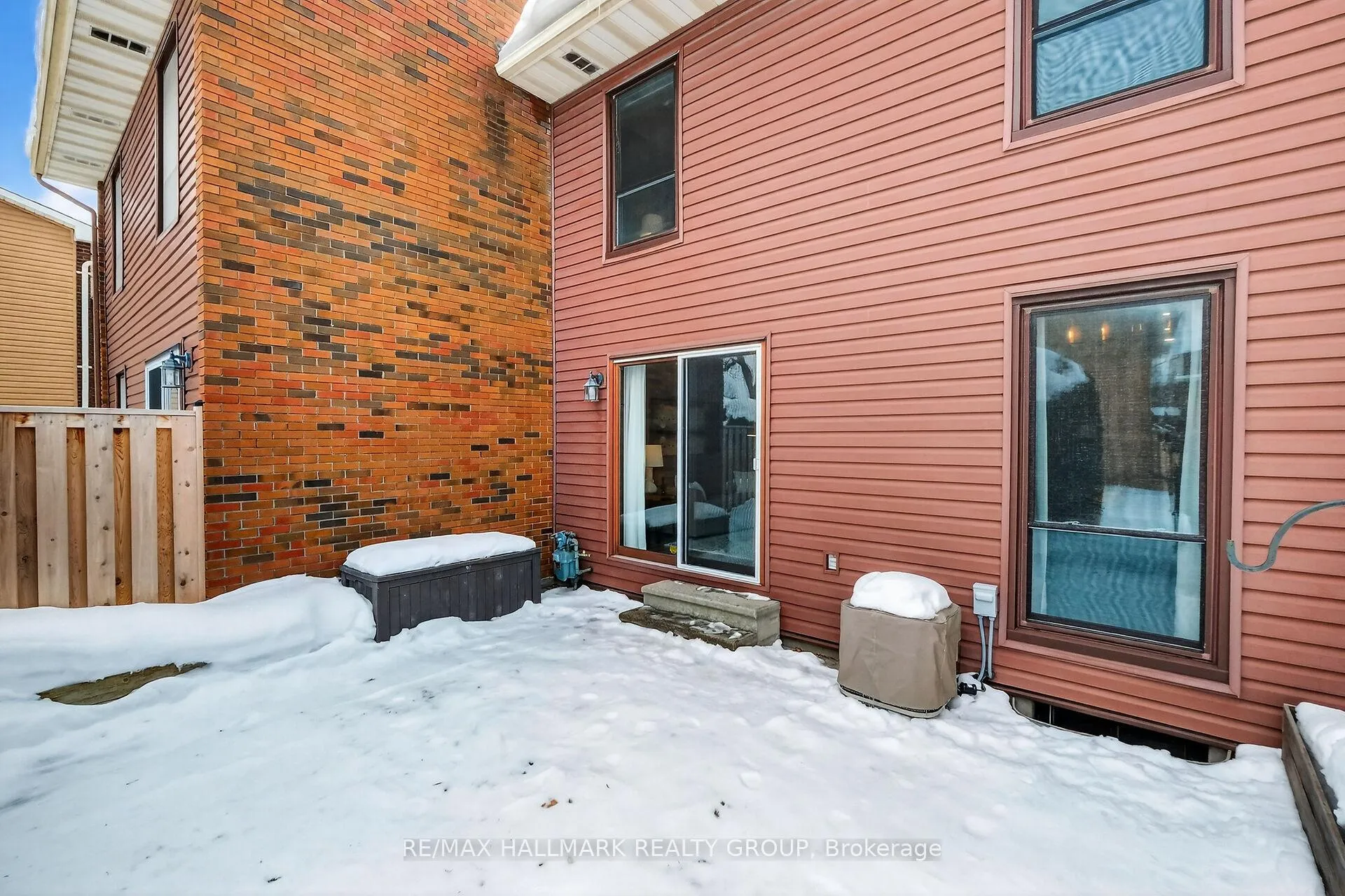 Photo 46 of 12 Black Forest Lane, Ottawa, Arbeatha Park — HOMEH