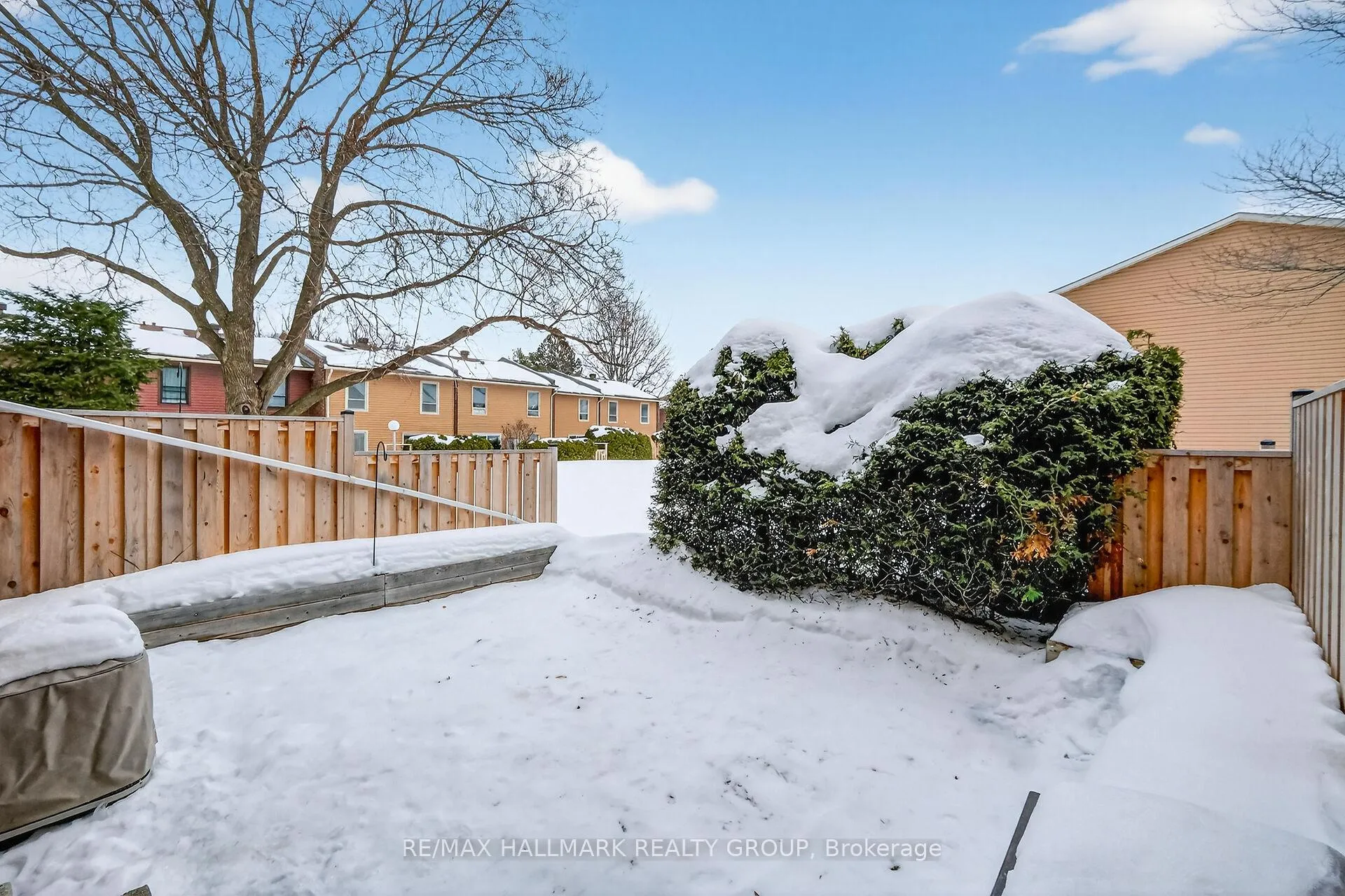 Photo 48 of 12 Black Forest Lane, Ottawa, Arbeatha Park — HOMEH