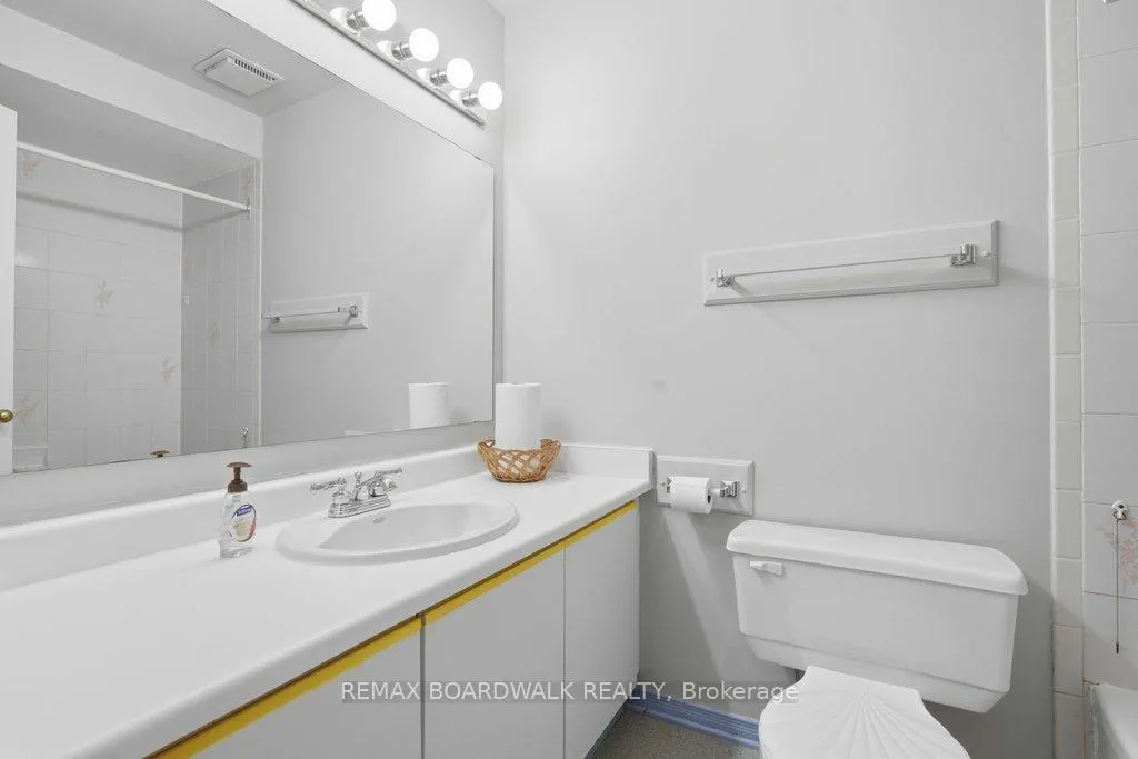 Photo 18 of 1707 Des Perdrix Crescent, Ottawa, Orleans/Sunridge — HOMEH