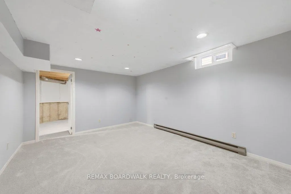 Photo 36 of 1707 Des Perdrix Crescent, Ottawa, Orleans/Sunridge — HOMEH