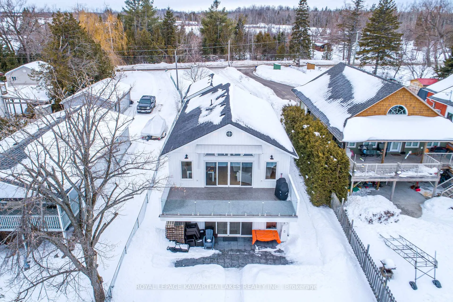 Photo 8 of 57 Admiral Drive, Kawartha Lakes, Fenelon — HOMEH