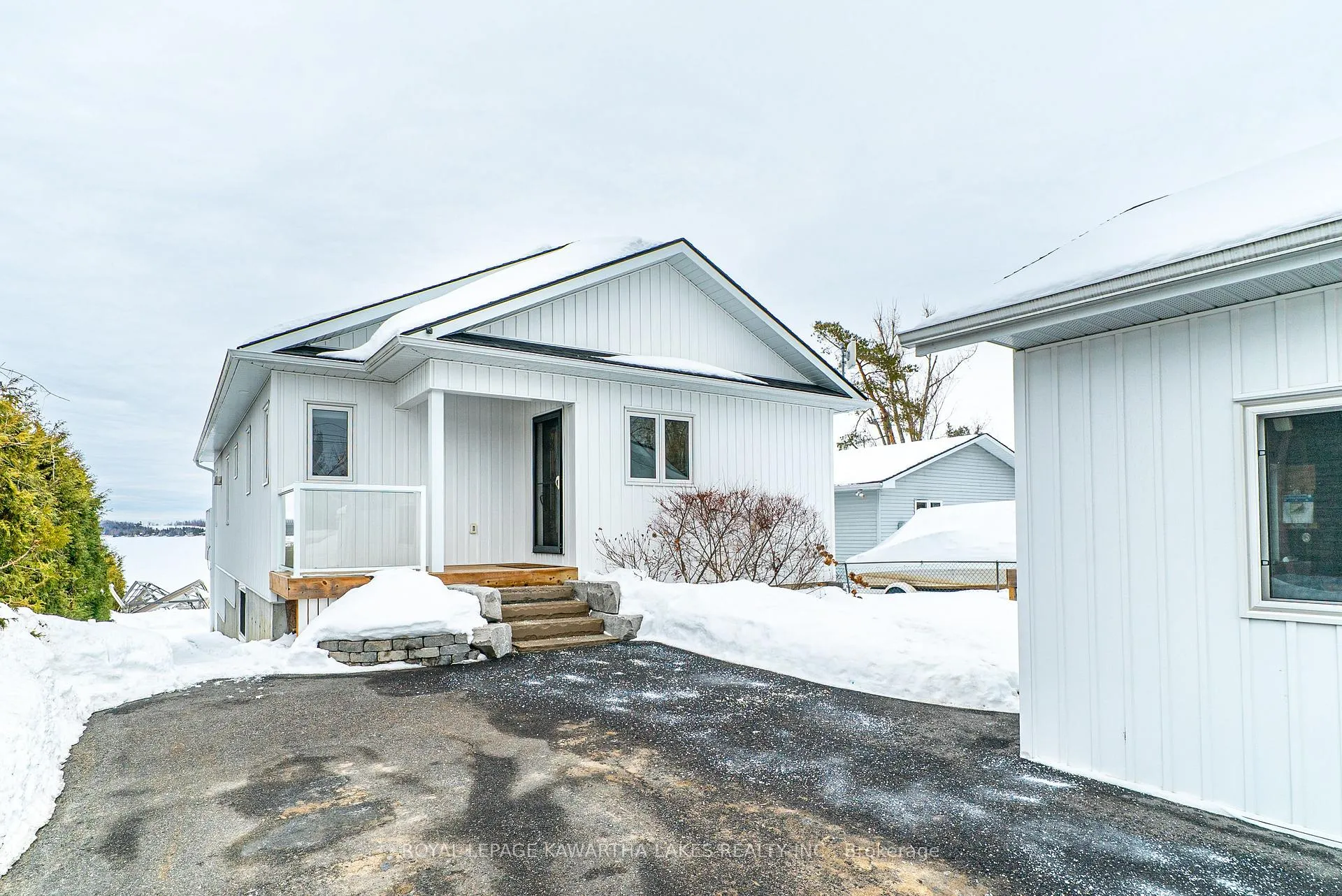 Photo 13 of 57 Admiral Drive, Kawartha Lakes, Fenelon — HOMEH