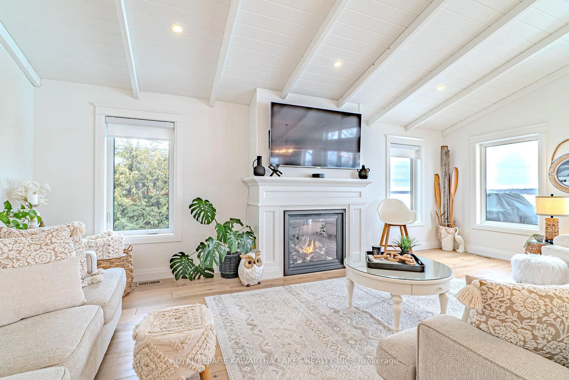 Photo 24 of 57 Admiral Drive, Kawartha Lakes, Fenelon — HOMEH