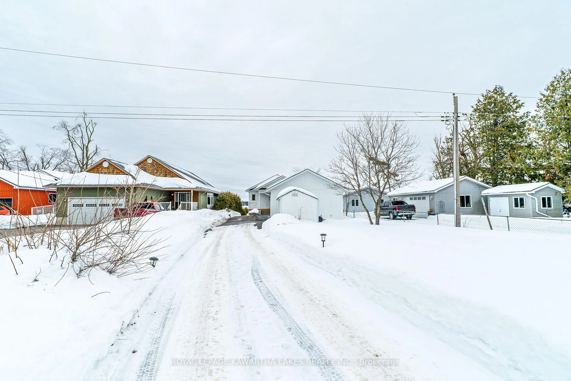 Photo 45 of 57 Admiral Drive, Kawartha Lakes, Fenelon — HOMEH