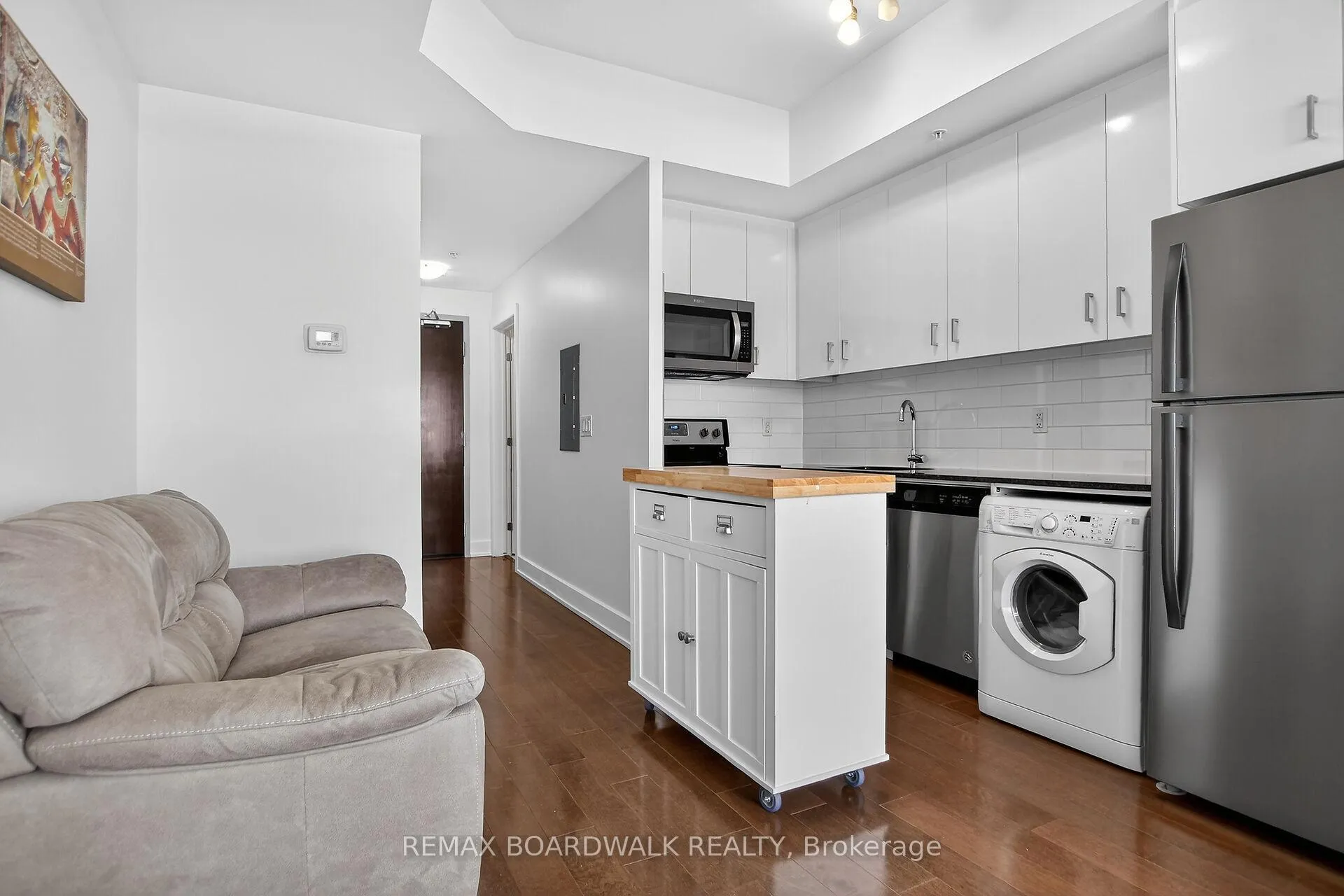 Photo 2 of Unit #416, 2785 Baseline Road, Ottawa, Redwood Park — HOMEH