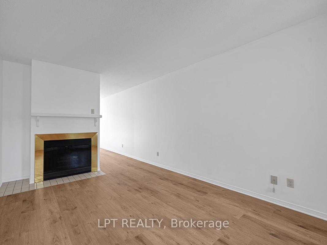 Photo 8 of 83 Langstrom Crescent, Ottawa, Hunt Club Park — HOMEH