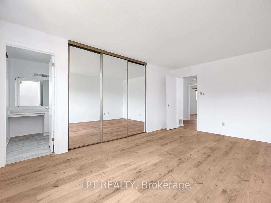 Photo 22 of 83 Langstrom Crescent, Ottawa, Hunt Club Park — HOMEH