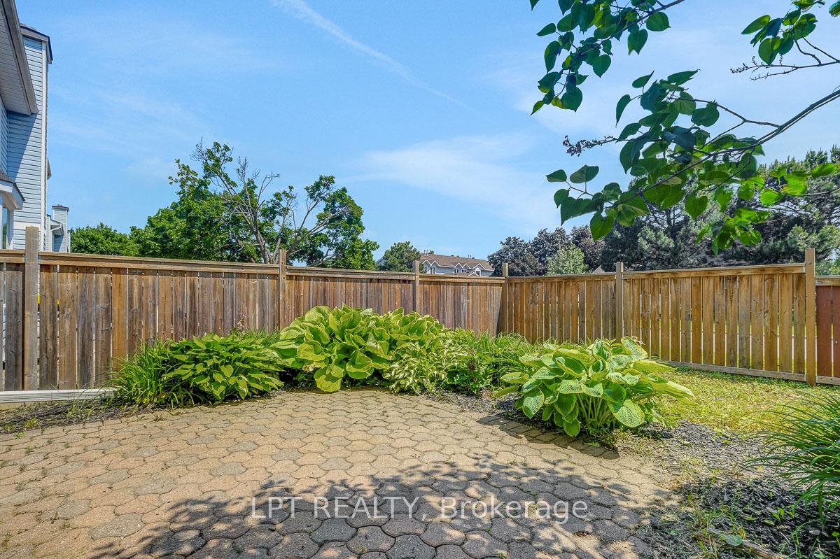 Photo 35 of 83 Langstrom Crescent, Ottawa, Hunt Club Park — HOMEH