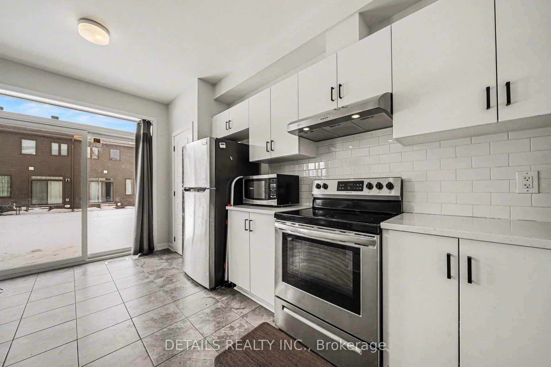 Photo 6 of 614 Fenwick Way, Ottawa, Barrhaven - Stonebridge — HOMEH