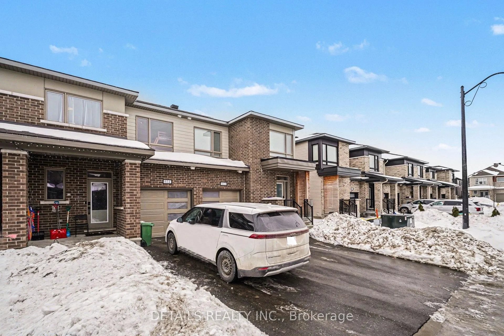 Photo 1 of 614 Fenwick Way, Ottawa, Barrhaven - Stonebridge — HOMEH