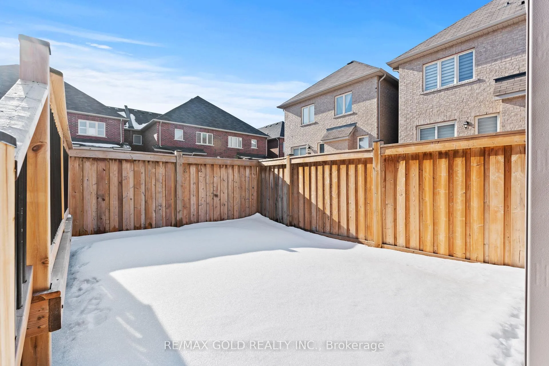 Photo 28 of 59 Folgate Crescent, Brampton, Sandringham-Wellington North — HOMEH