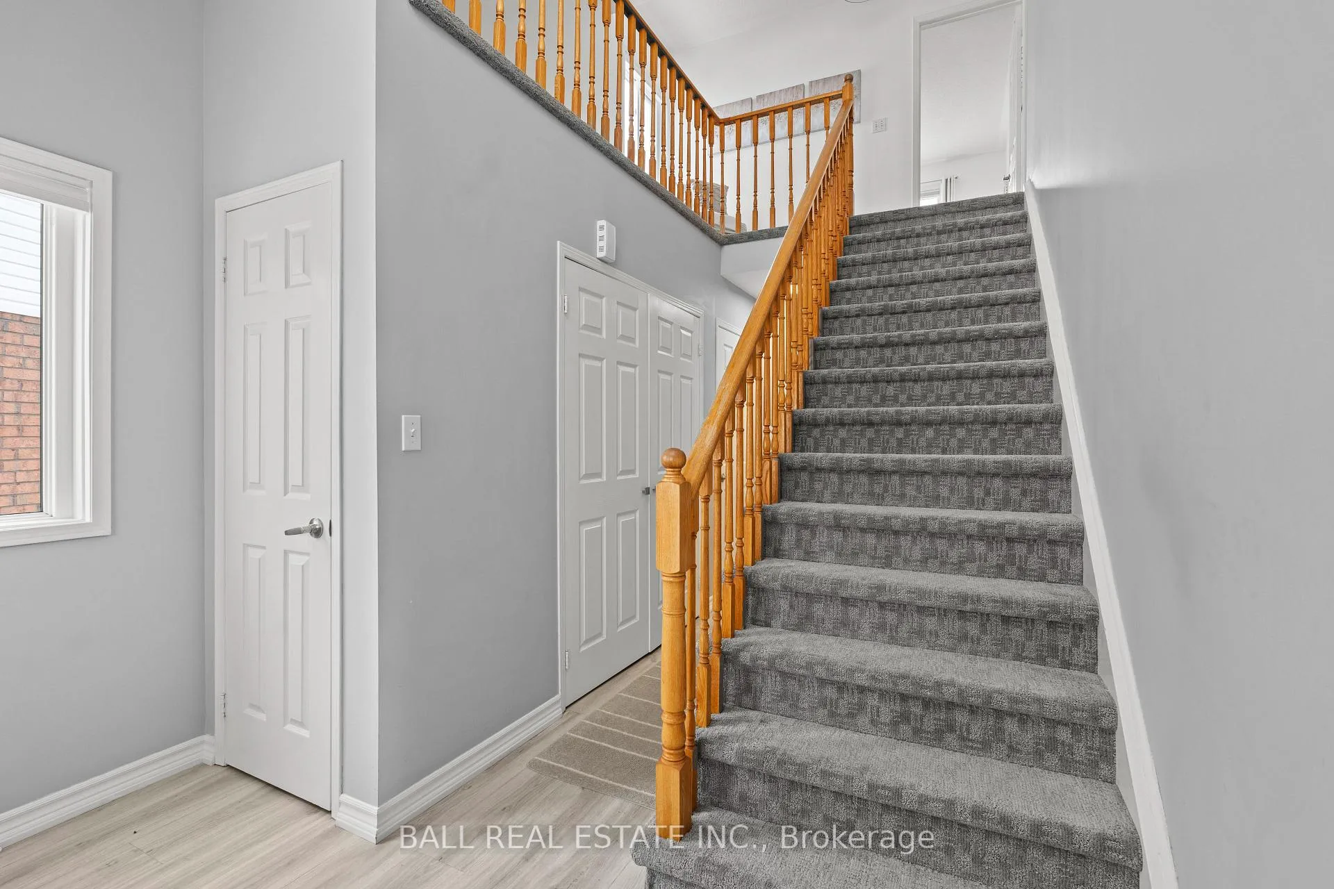 Photo 5 of 1263 Eagle Crescent, Peterborough, Monaghan Ward 2 — HOMEH