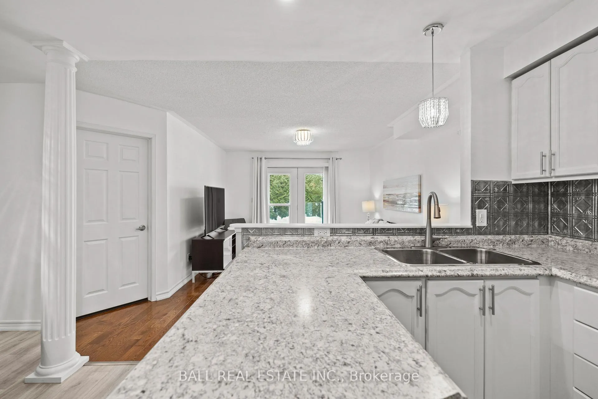 Photo 13 of 1263 Eagle Crescent, Peterborough, Monaghan Ward 2 — HOMEH