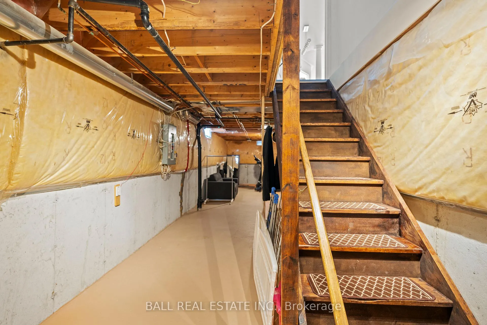 Photo 36 of 1263 Eagle Crescent, Peterborough, Monaghan Ward 2 — HOMEH