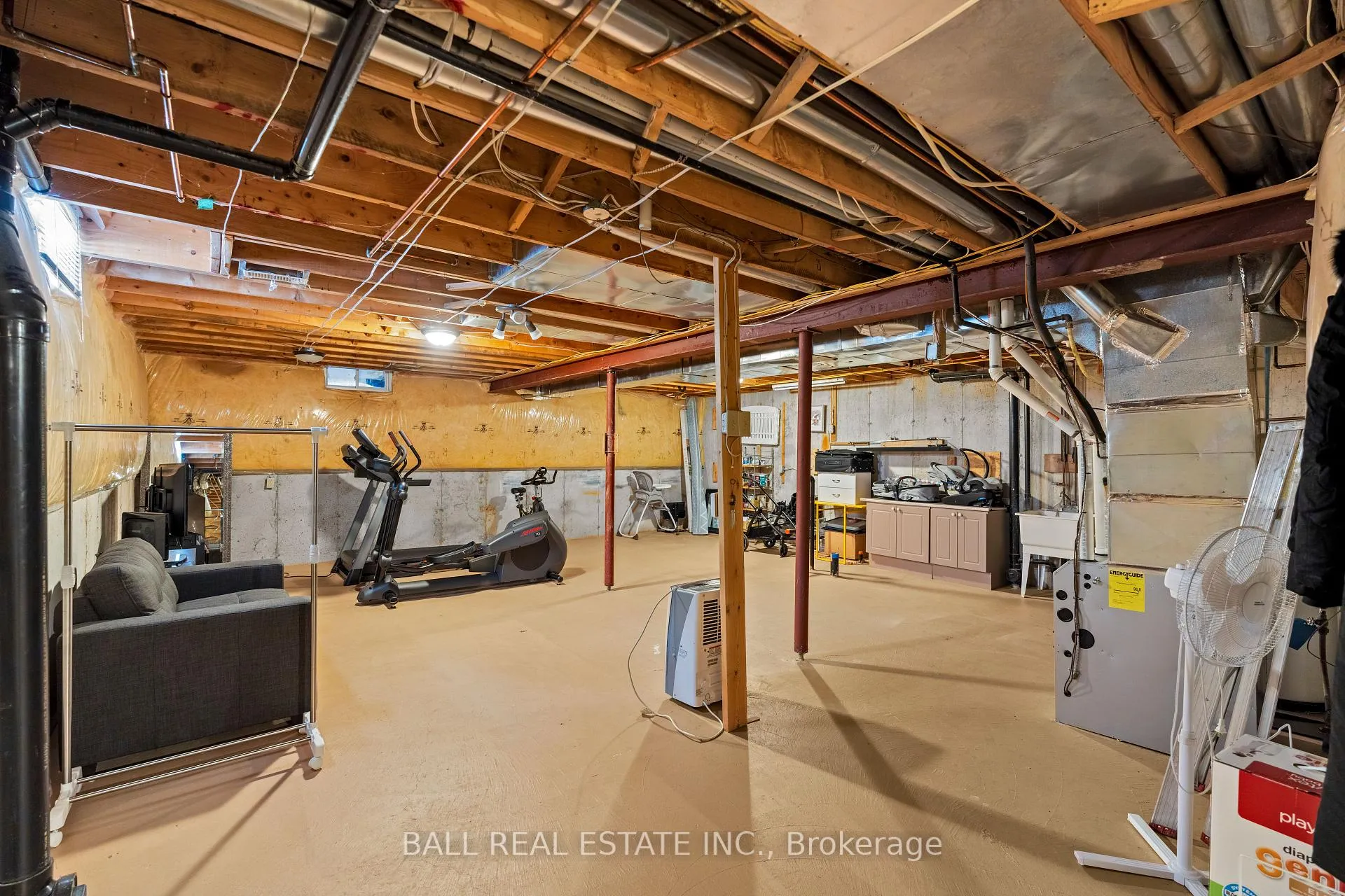 Photo 37 of 1263 Eagle Crescent, Peterborough, Monaghan Ward 2 — HOMEH