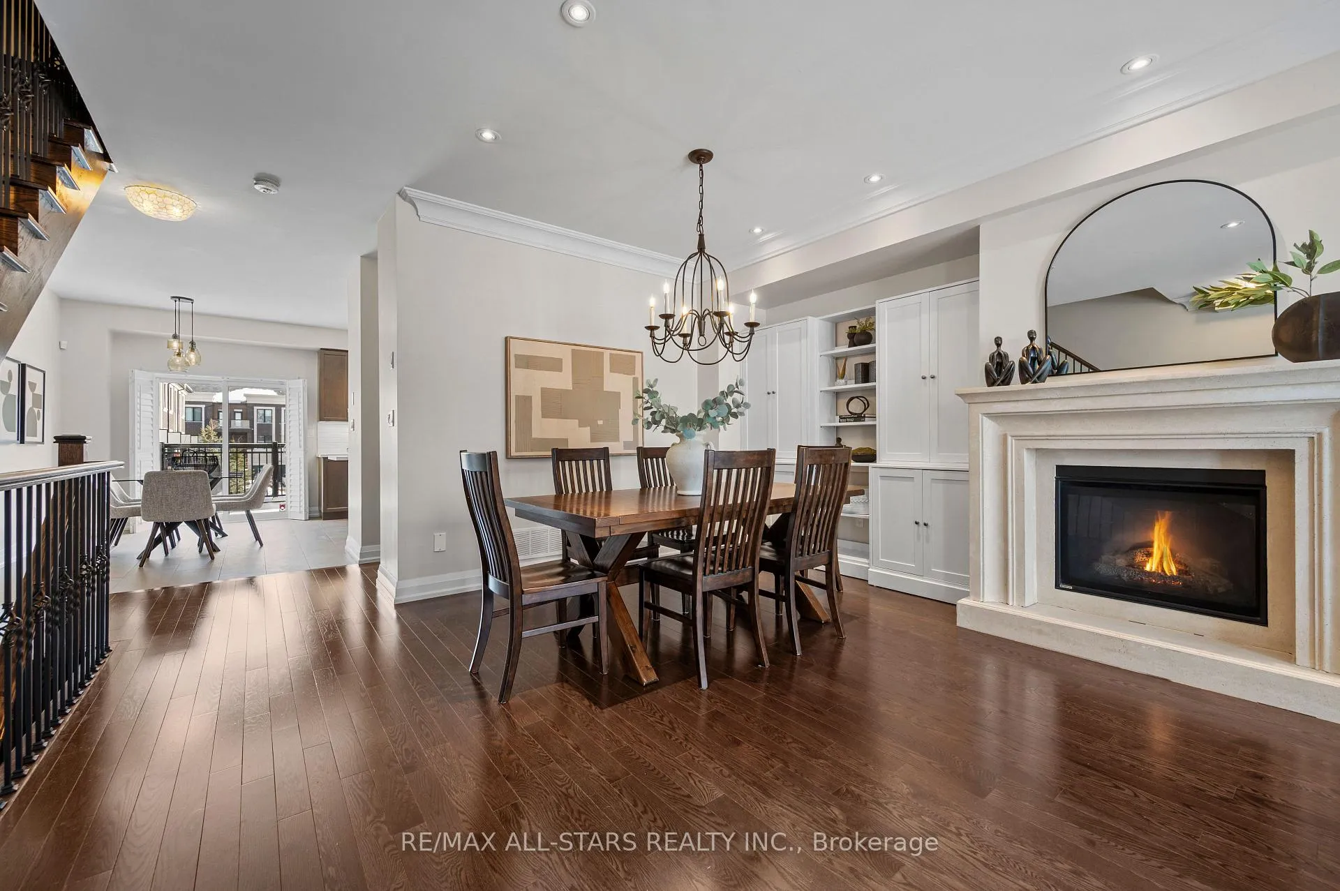 Photo 16 of 85 Village Parkway, Markham, Unionville — HOMEH