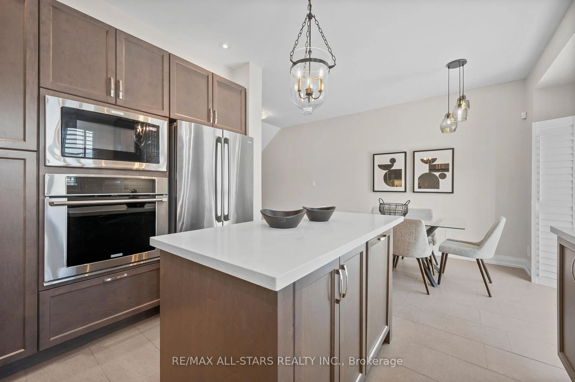 Photo 22 of 85 Village Parkway, Markham, Unionville — HOMEH