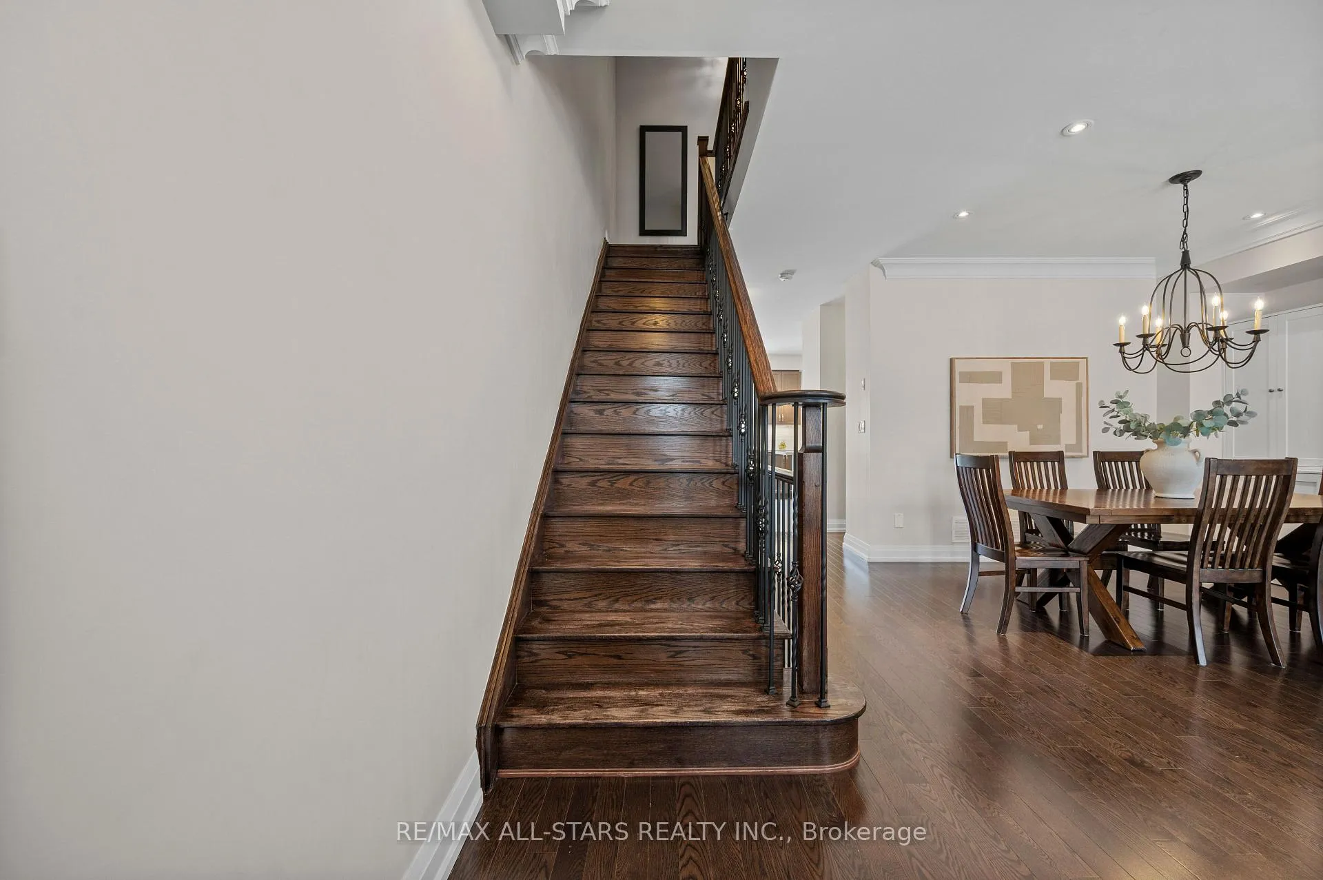Photo 27 of 85 Village Parkway, Markham, Unionville — HOMEH