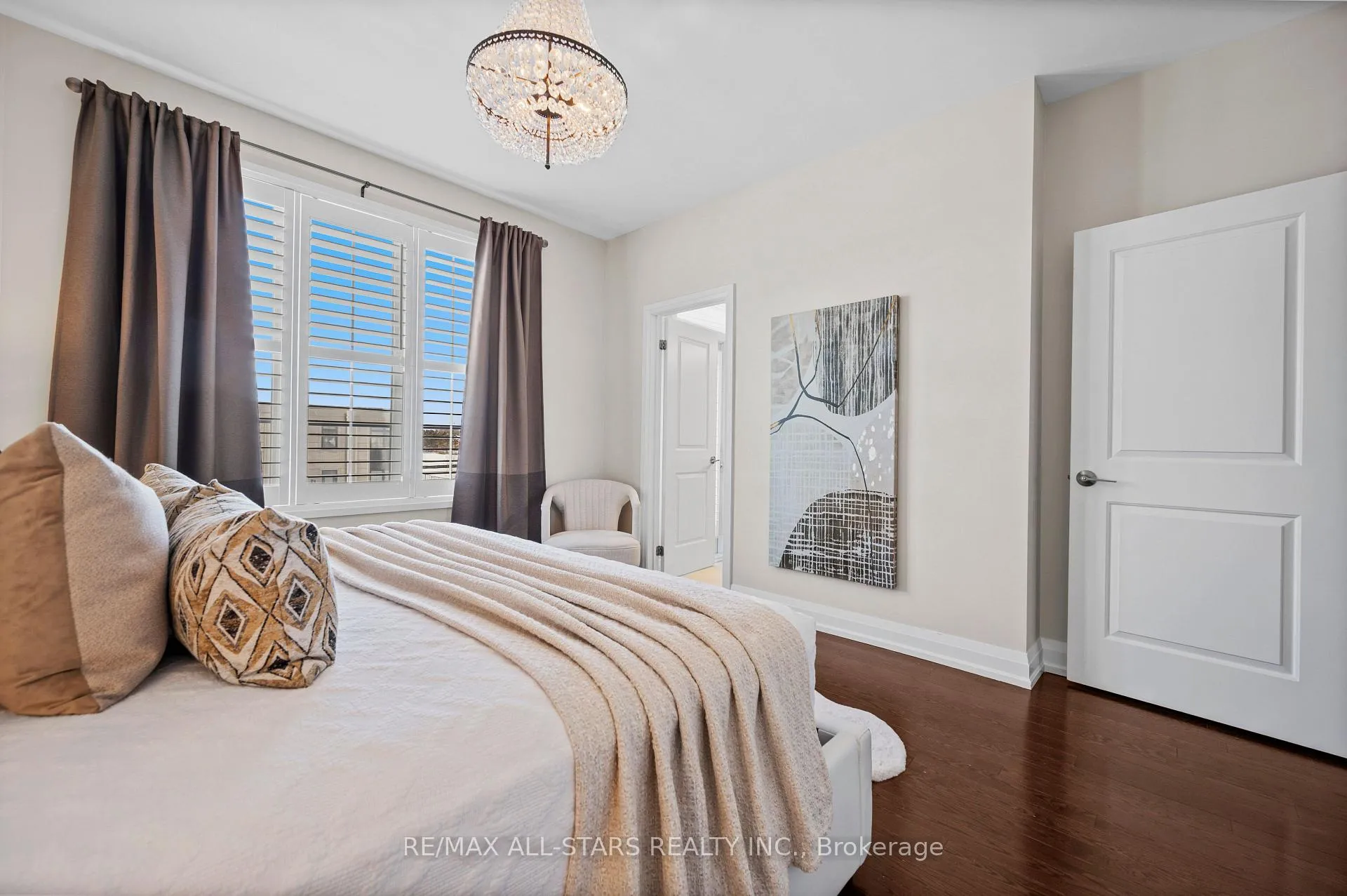 Photo 31 of 85 Village Parkway, Markham, Unionville — HOMEH