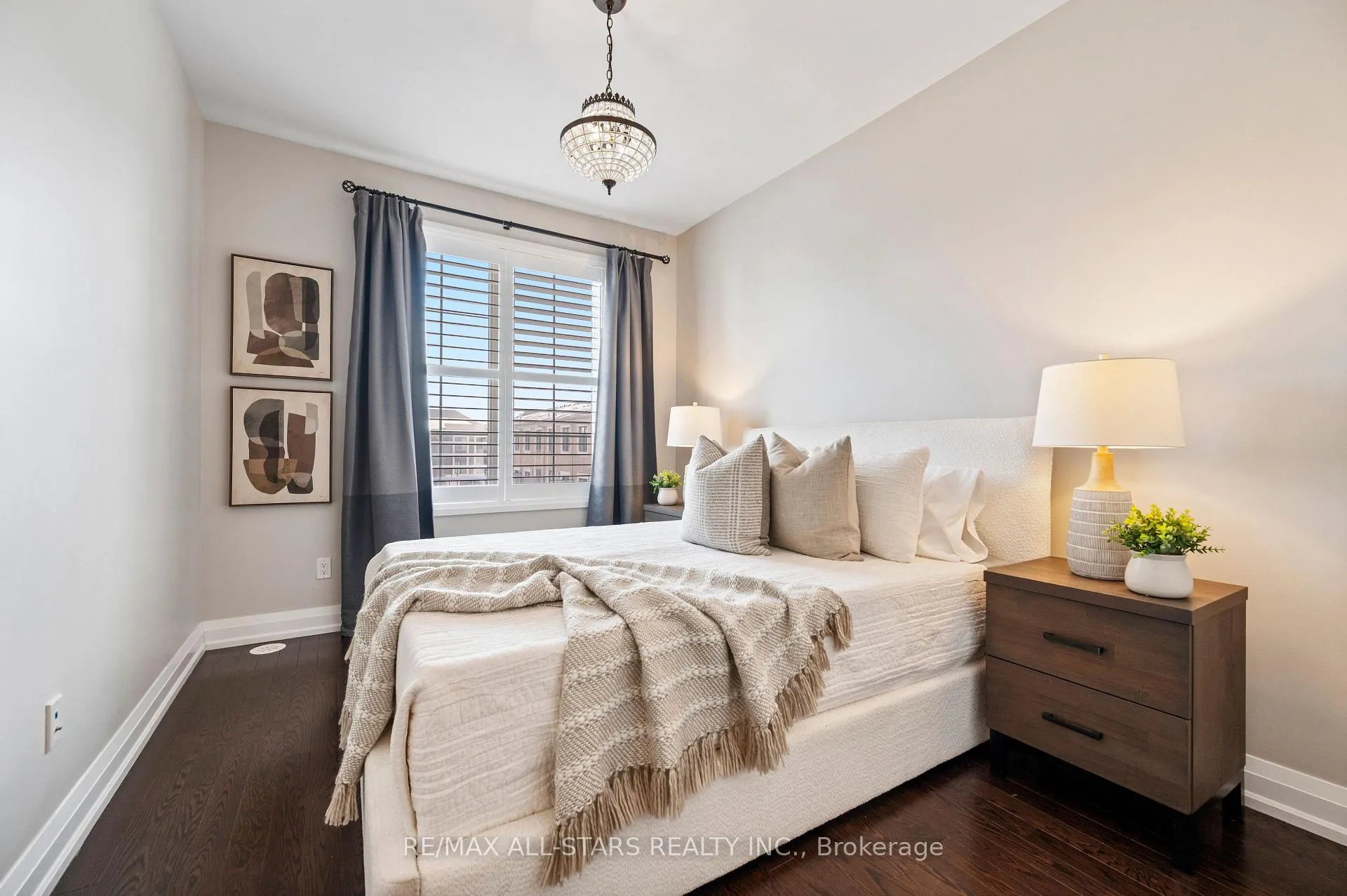 Photo 35 of 85 Village Parkway, Markham, Unionville — HOMEH