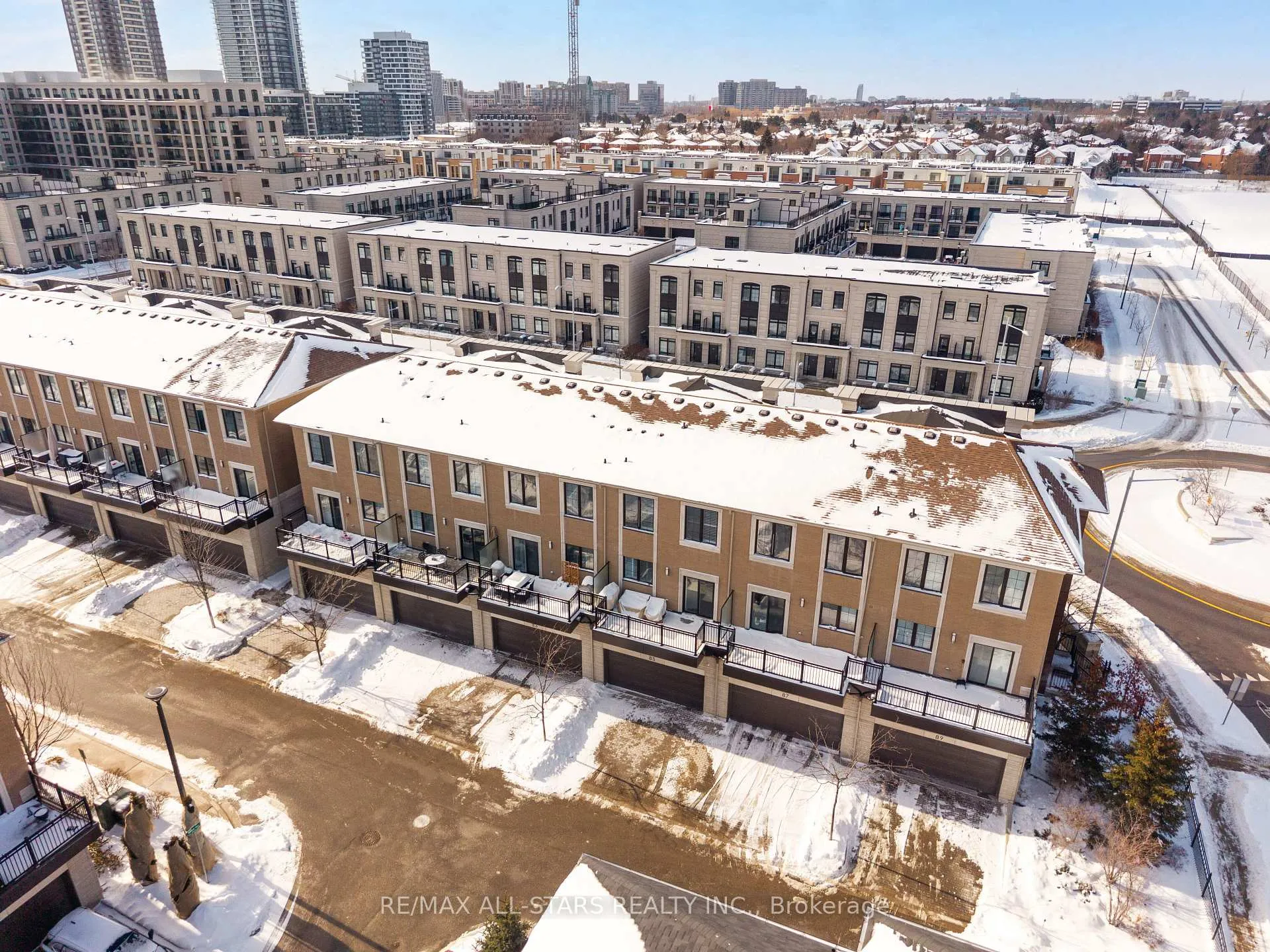 Photo 47 of 85 Village Parkway, Markham, Unionville — HOMEH