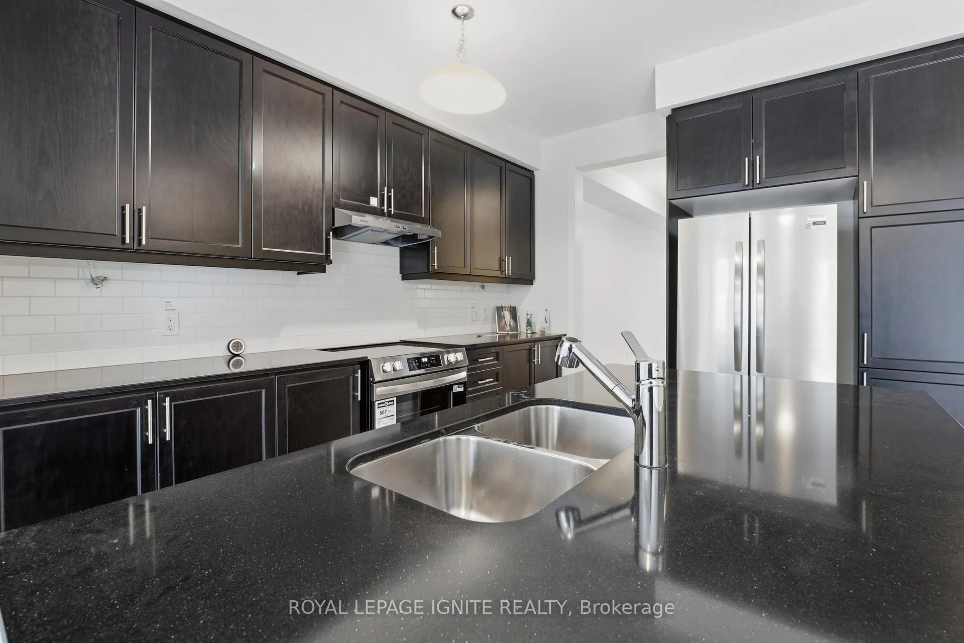 Photo 12 of 2410 Bushnell Street, Oshawa, Kedron — HOMEH