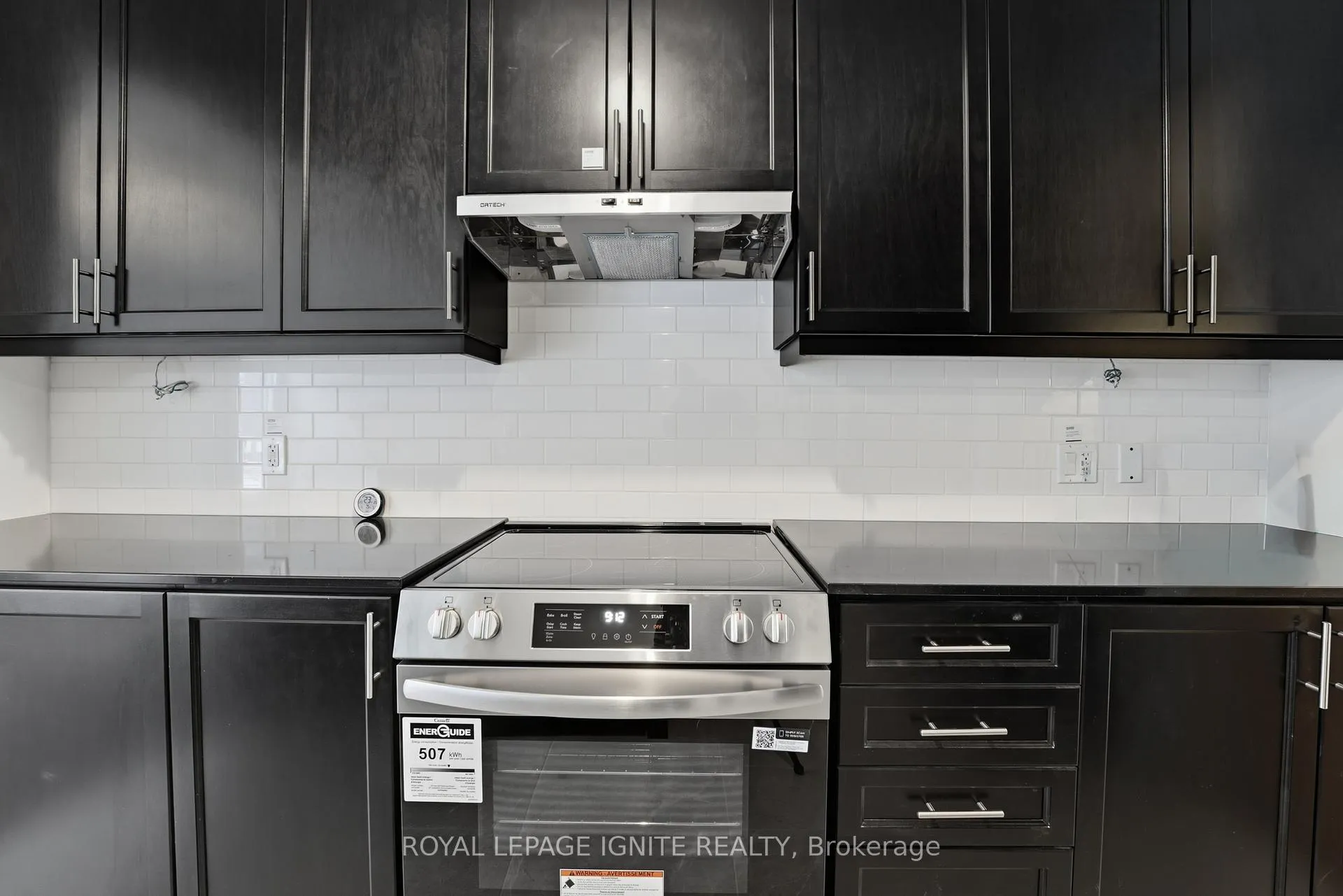 Photo 13 of 2410 Bushnell Street, Oshawa, Kedron — HOMEH