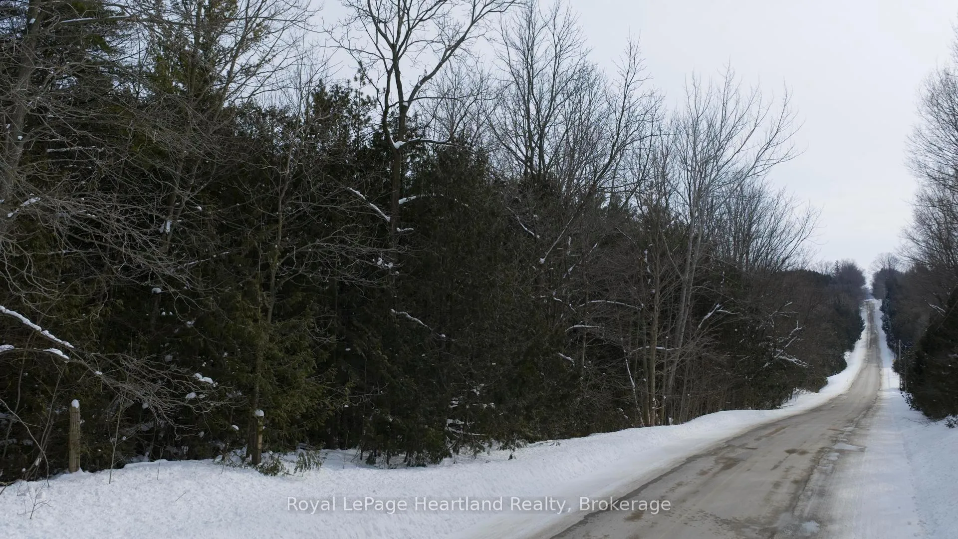 Photo 5 of 78080 Porters Hill Line, Central Huron, Goderich — HOMEH