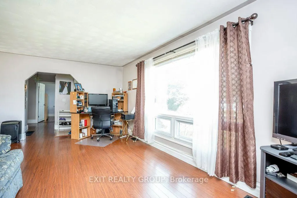 Photo 6 of 12 Nelson Street, Quinte West, Sidney Ward — HOMEH