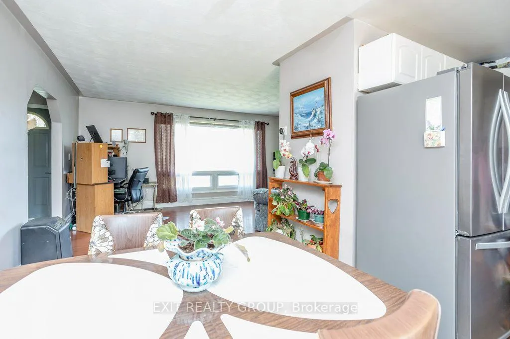 Photo 9 of 12 Nelson Street, Quinte West, Sidney Ward — HOMEH