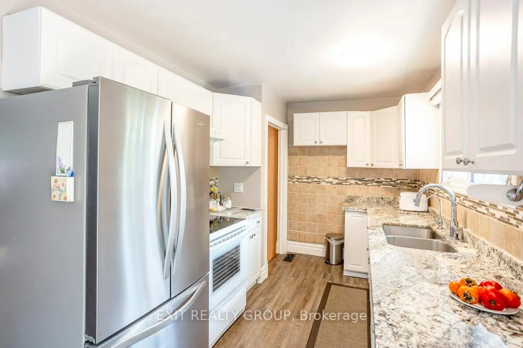 Photo 11 of 12 Nelson Street, Quinte West, Sidney Ward — HOMEH