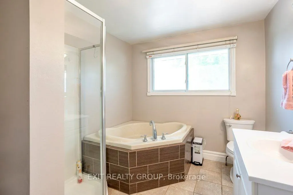 Photo 22 of 12 Nelson Street, Quinte West, Sidney Ward — HOMEH