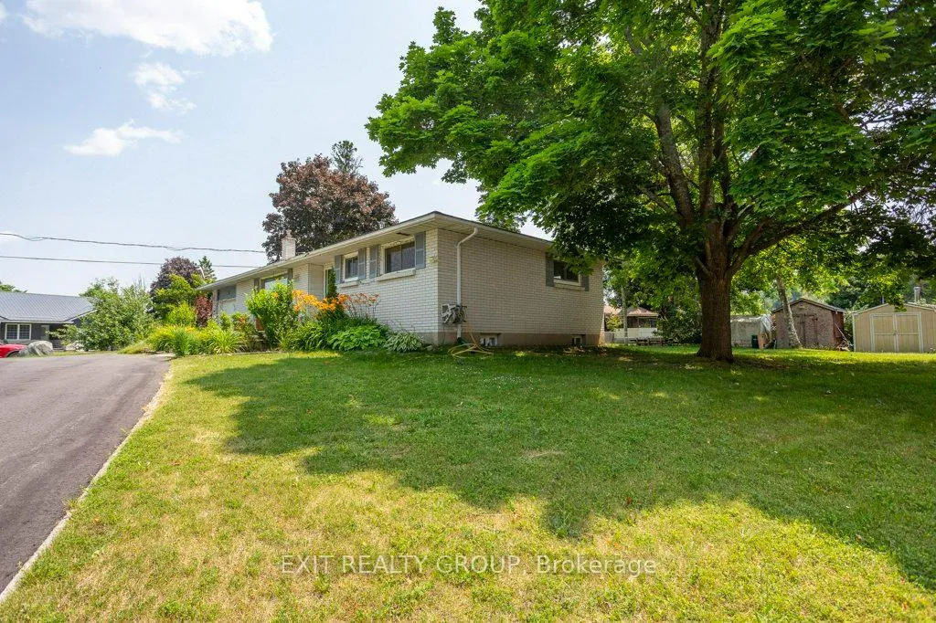 Photo 37 of 12 Nelson Street, Quinte West, Sidney Ward — HOMEH