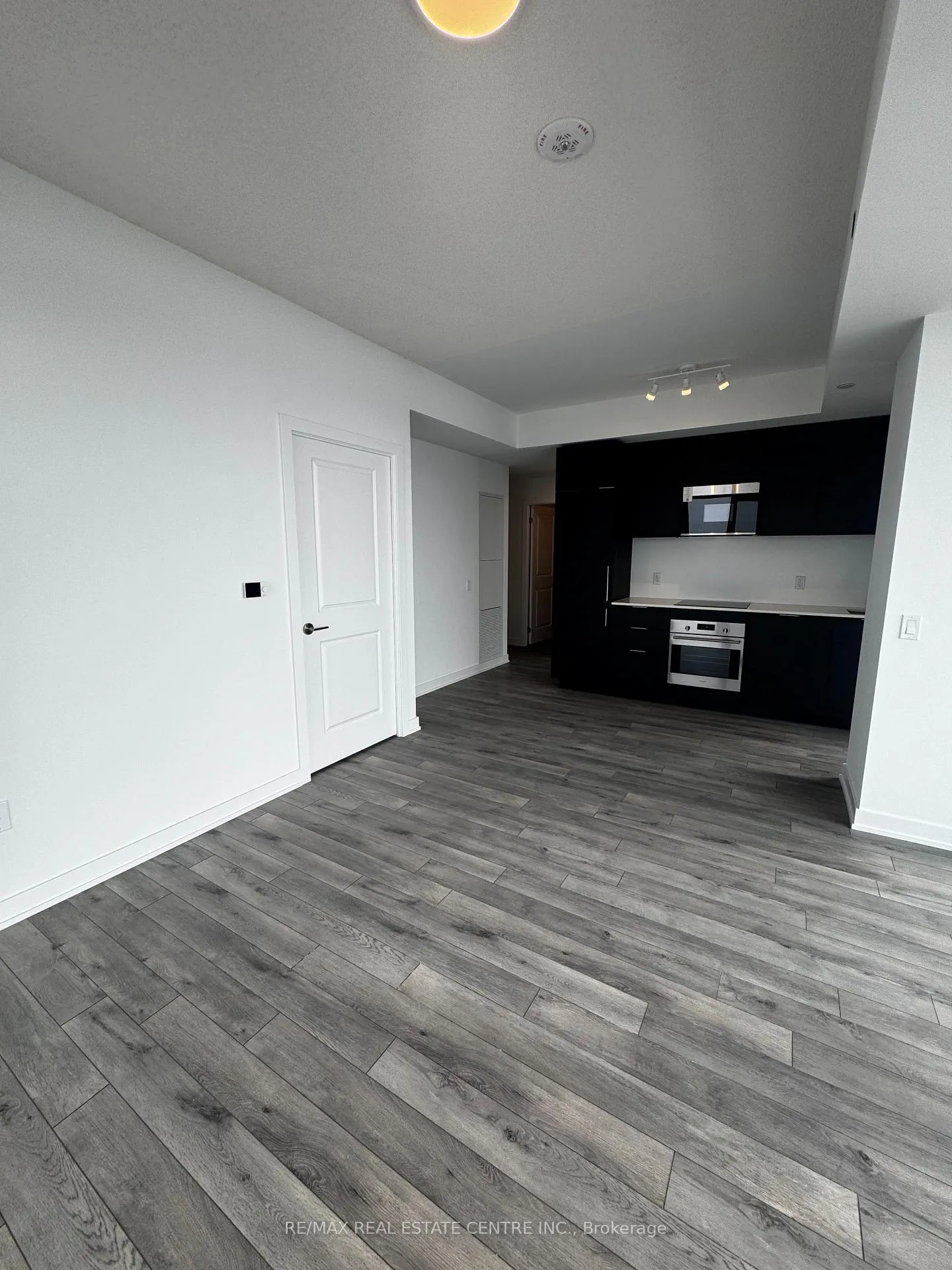 Photo 9 of Unit 1117, 15 Skyridge Drive, Brampton, Bram East — HOMEH