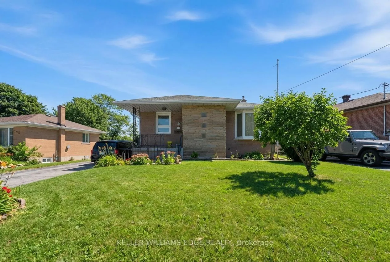 Photo 3 of 59 Weber Drive, Halton Hills, Georgetown — HOMEH