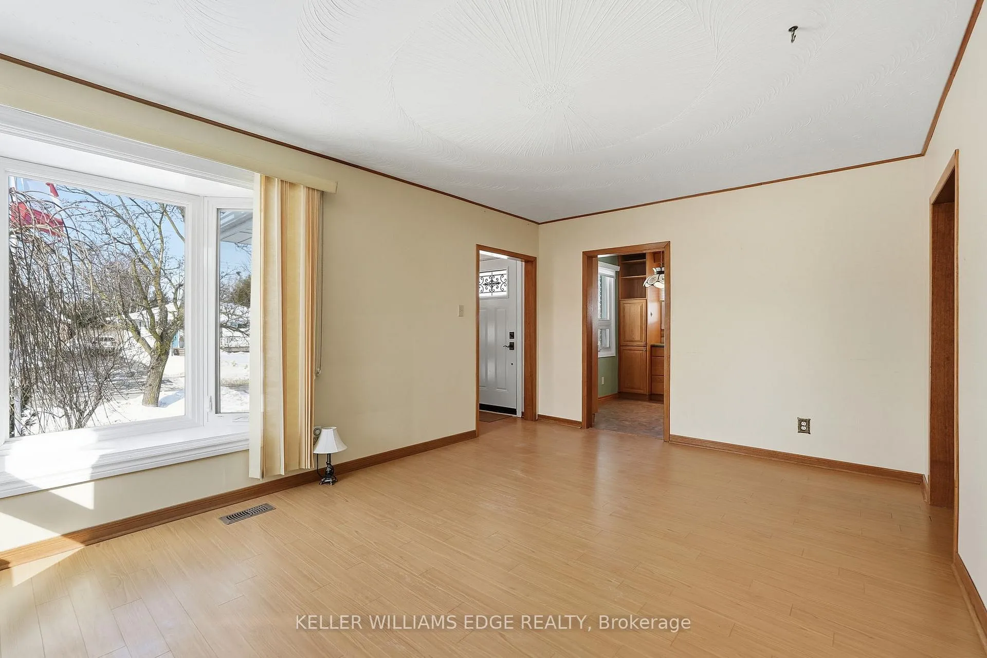 Photo 7 of 59 Weber Drive, Halton Hills, Georgetown — HOMEH