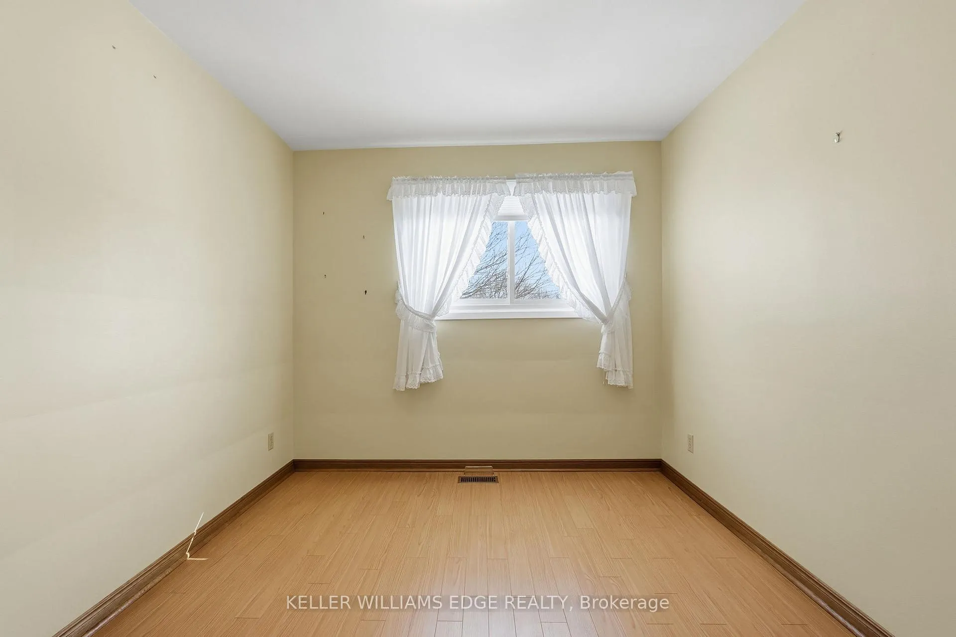Photo 27 of 59 Weber Drive, Halton Hills, Georgetown — HOMEH