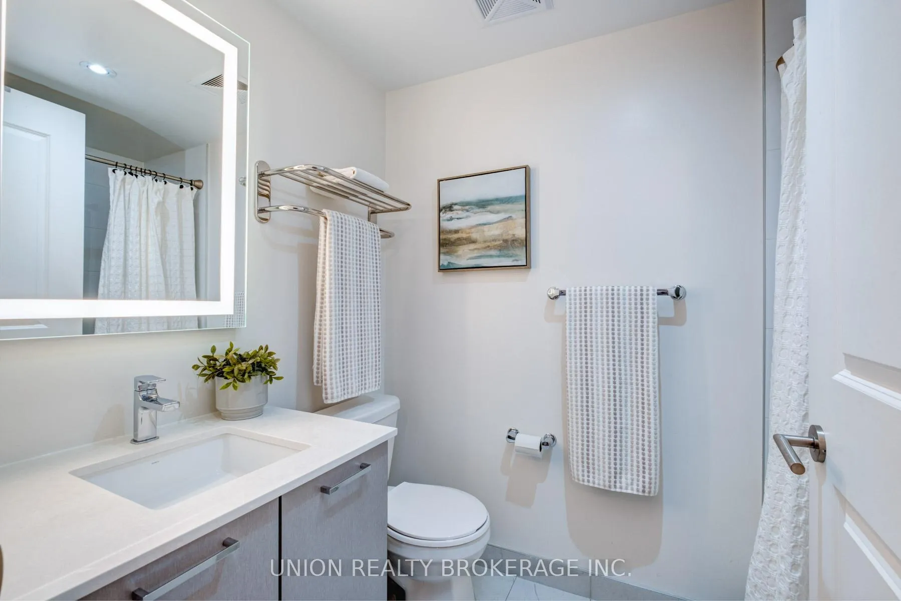 Photo 14 of Unit 504, 2301 Danforth Avenue, Toronto, East End-Danforth — HOMEH