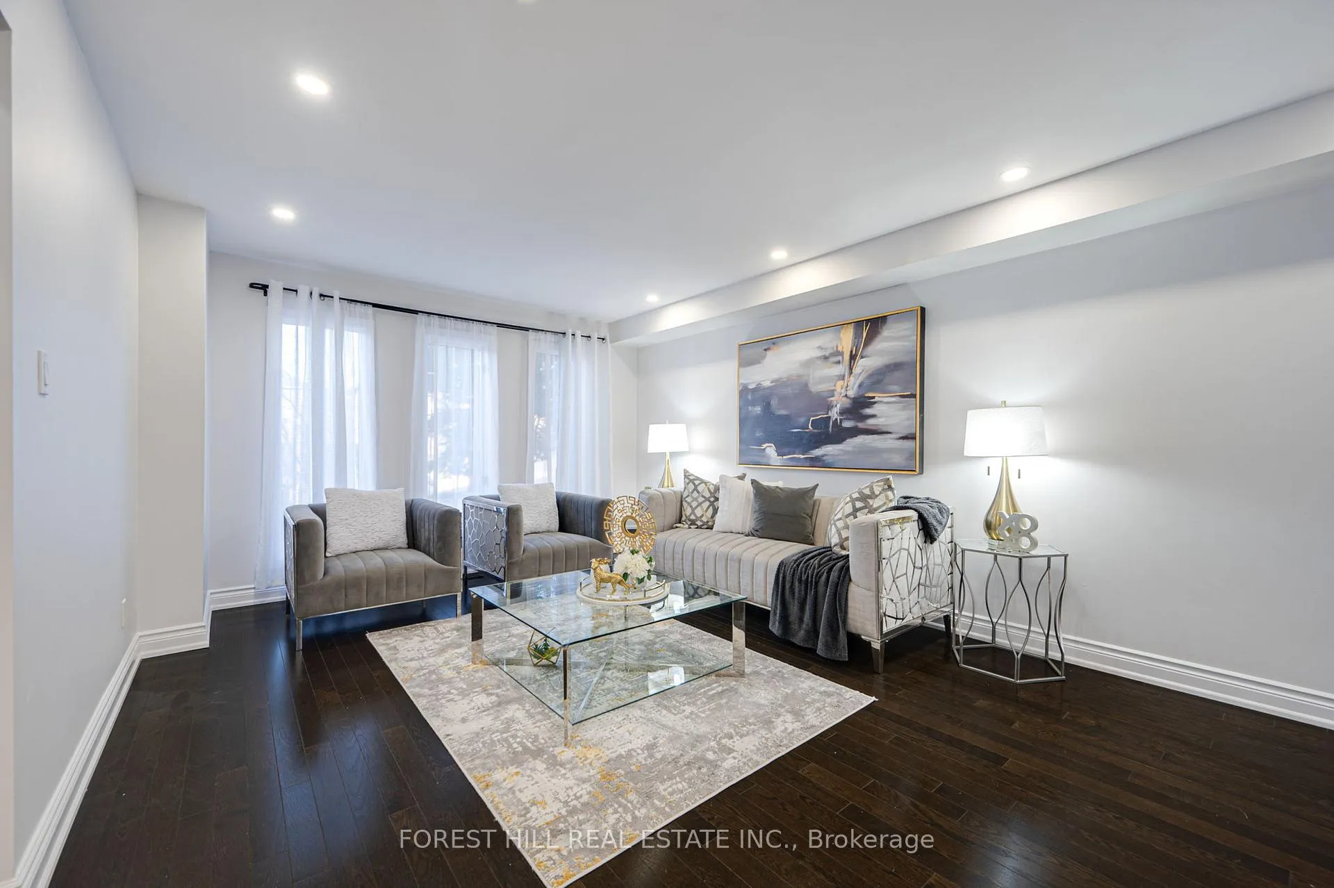 Photo 12 of 211 Franklin Avenue, Vaughan, Crestwood-Springfarm-Yorkhill — HOMEH