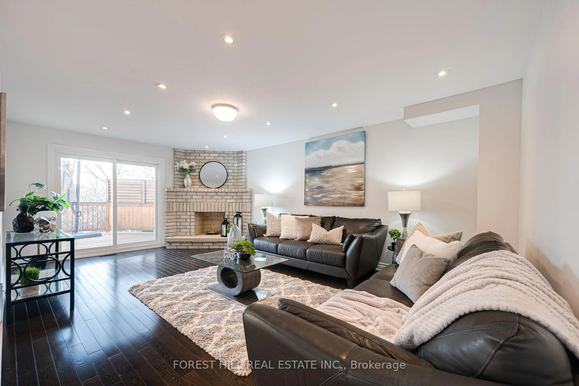 Photo 17 of 211 Franklin Avenue, Vaughan, Crestwood-Springfarm-Yorkhill — HOMEH