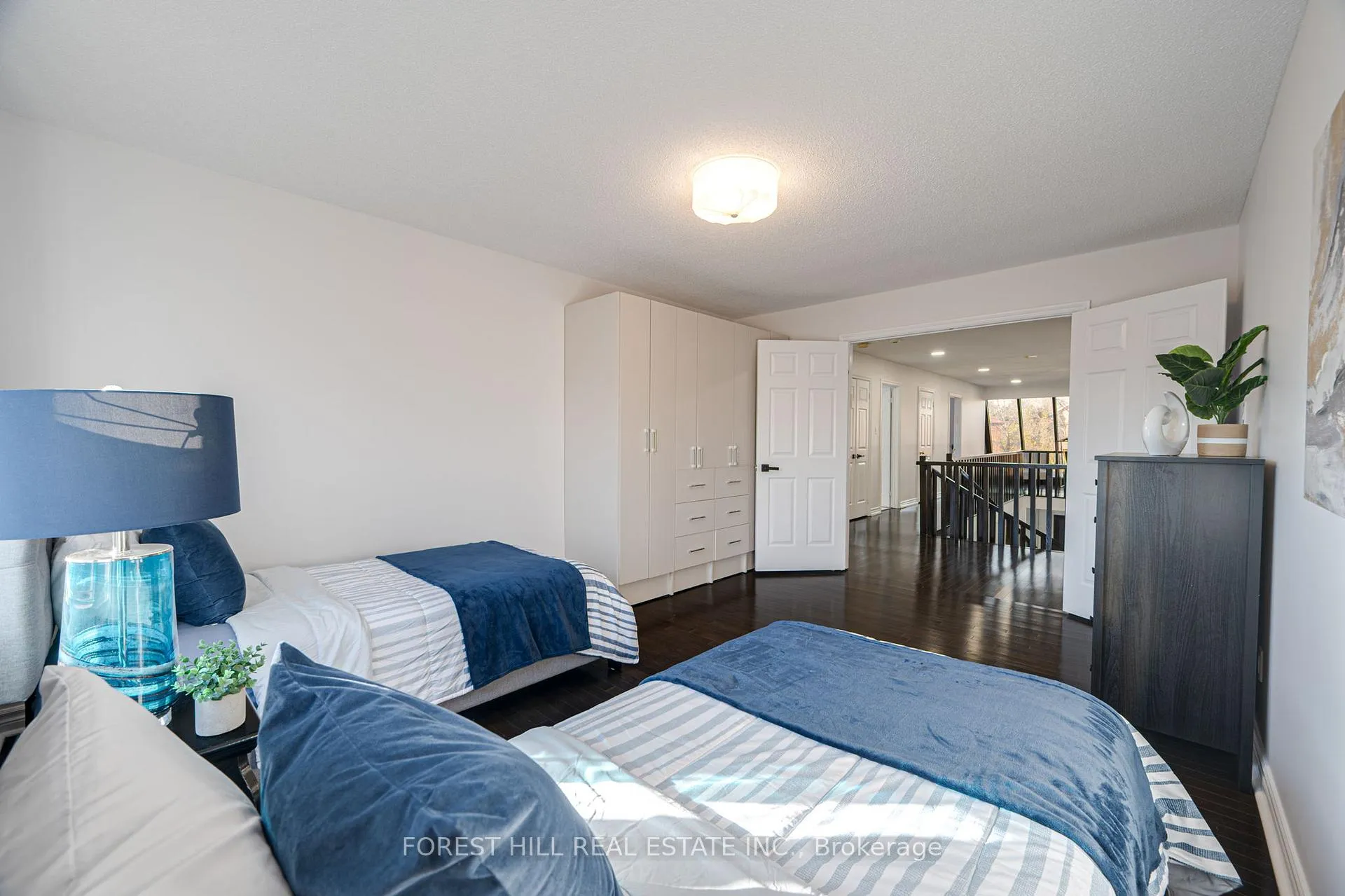 Photo 38 of 211 Franklin Avenue, Vaughan, Crestwood-Springfarm-Yorkhill — HOMEH