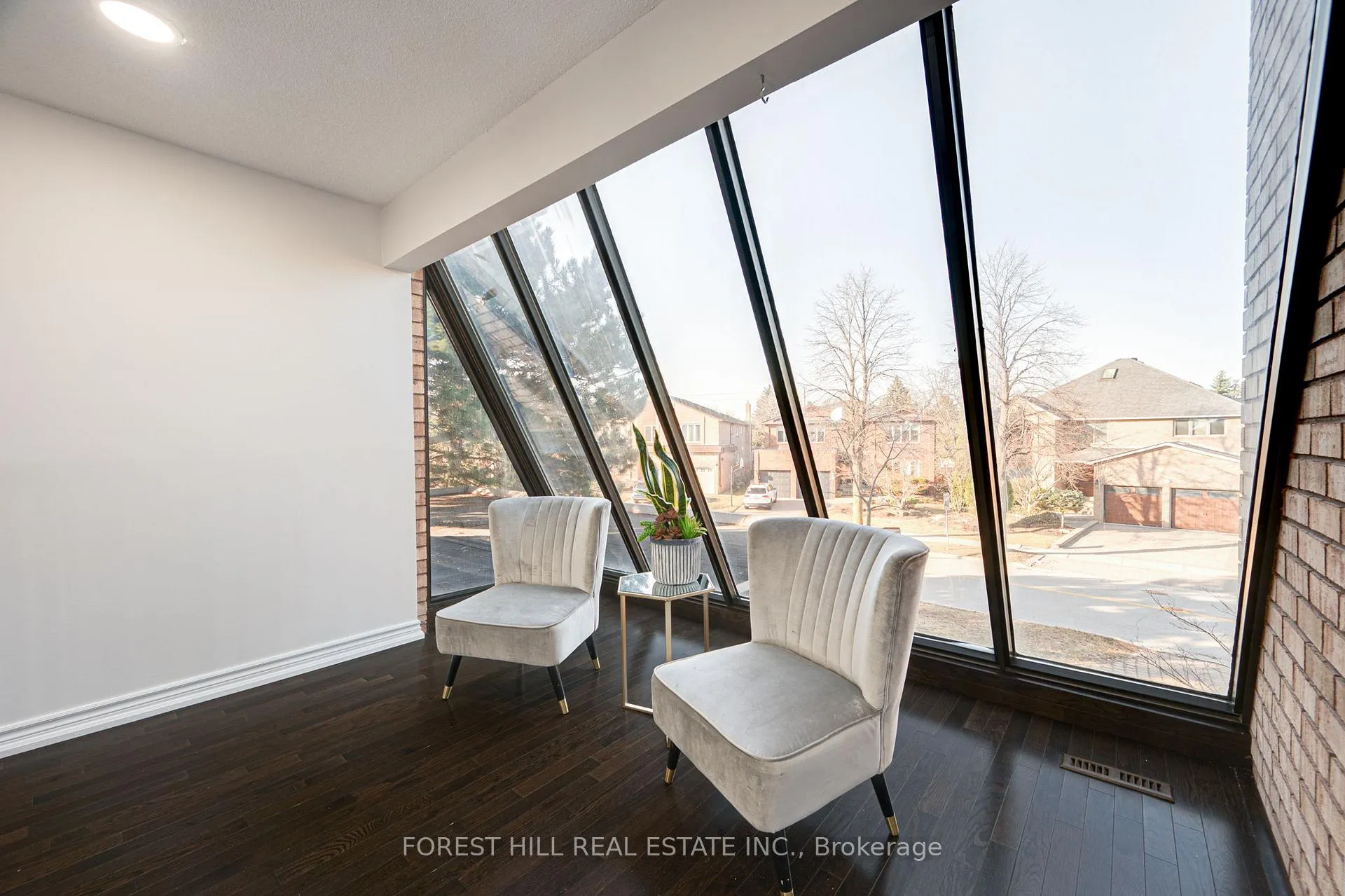 Photo 40 of 211 Franklin Avenue, Vaughan, Crestwood-Springfarm-Yorkhill — HOMEH