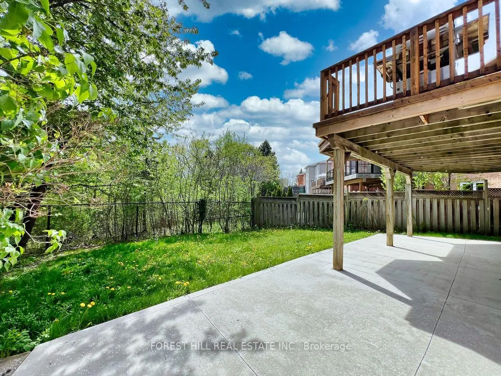 Photo 49 of 211 Franklin Avenue, Vaughan, Crestwood-Springfarm-Yorkhill — HOMEH