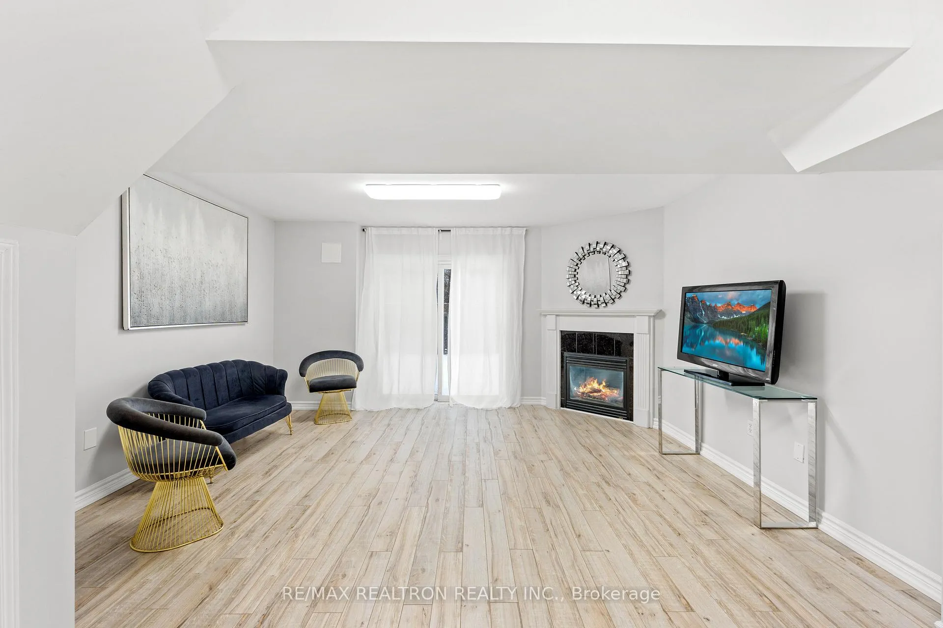 Photo 30 of 177 Sassafras Circle, Vaughan, Patterson — HOMEH