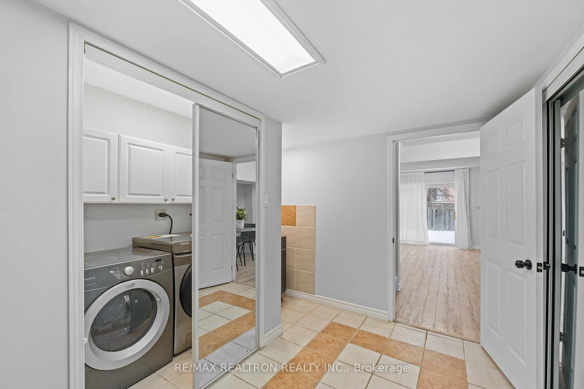 Photo 39 of 177 Sassafras Circle, Vaughan, Patterson — HOMEH